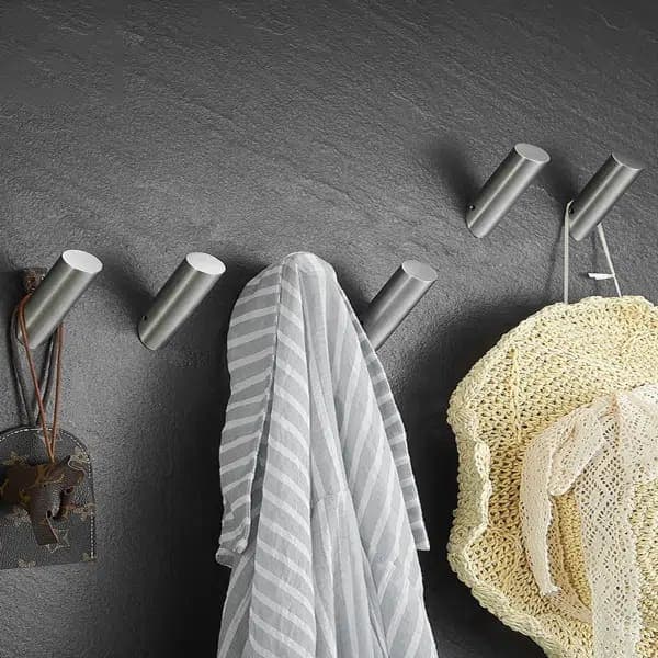 Stainless Steel Bathroom Robe Hooks β Elegant Waterproof Design
