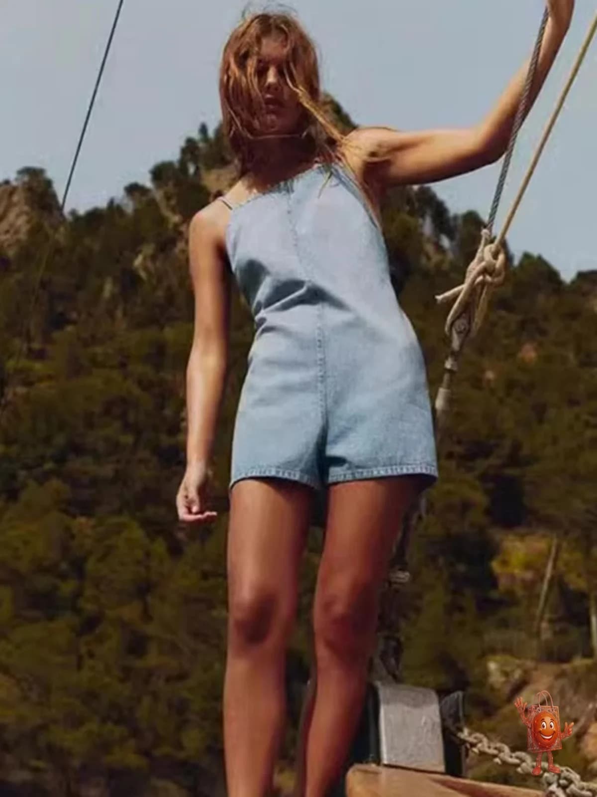 Overall de Mezclilla Corto Sin Espalda: ¿Vale €26 Este Verano?